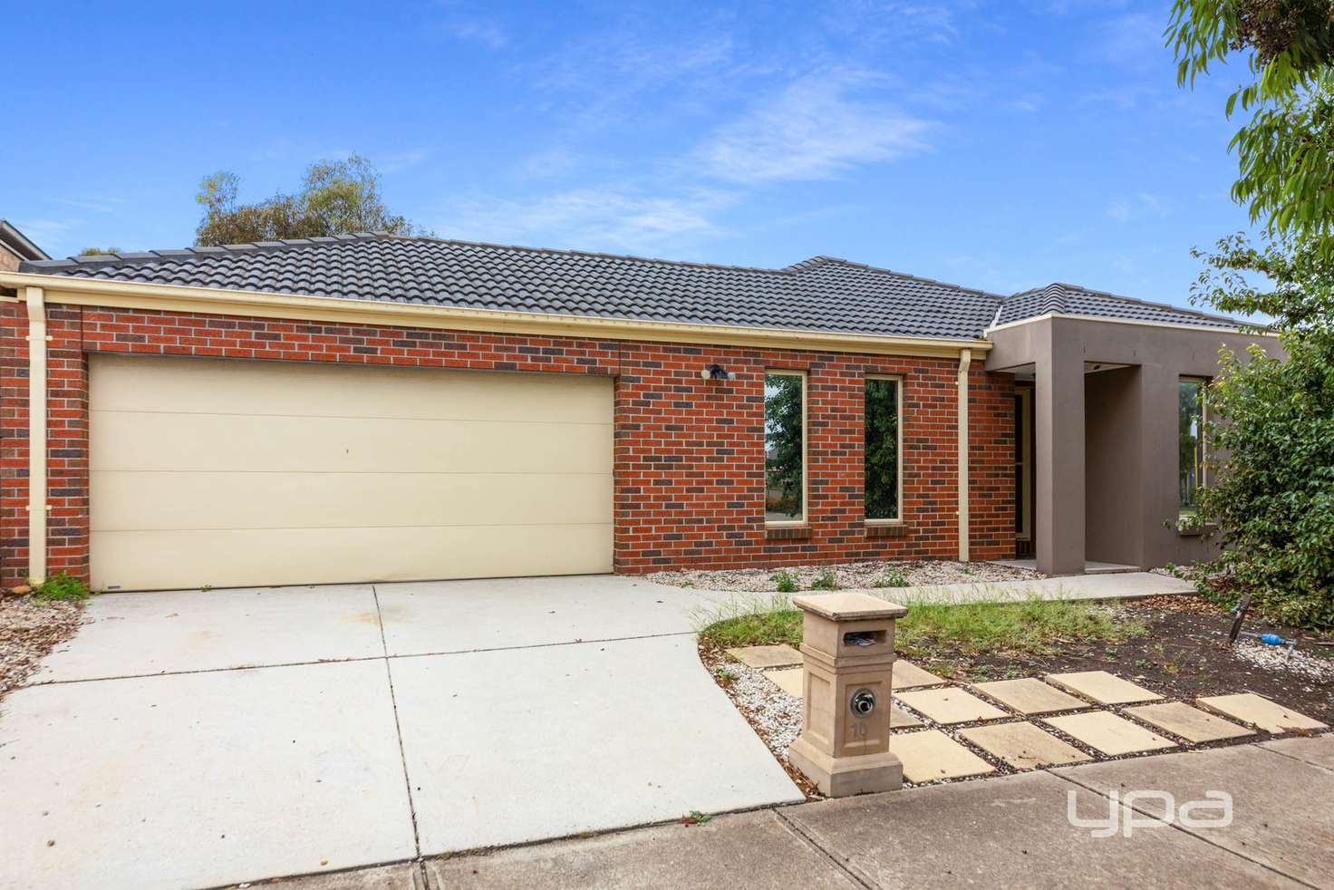 Main view of Homely house listing, 10 Burke Road, Burnside Heights VIC 3023