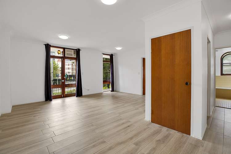 Third view of Homely apartment listing, 4/1-5 Rosebank Street, Darlinghurst NSW 2010