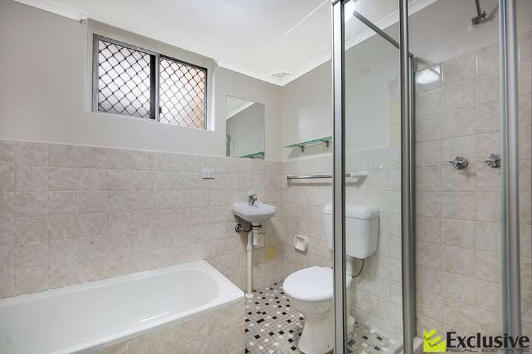 Fourth view of Homely apartment listing, 2/6 Eastbourne Road, Homebush West NSW 2140