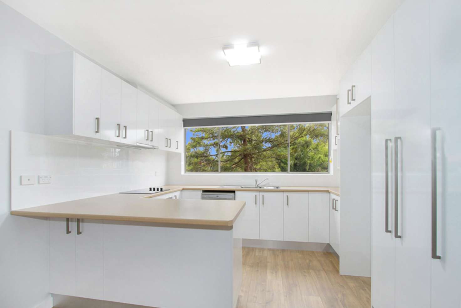 Main view of Homely unit listing, 4/15 Robinson Street, Wollongong NSW 2500