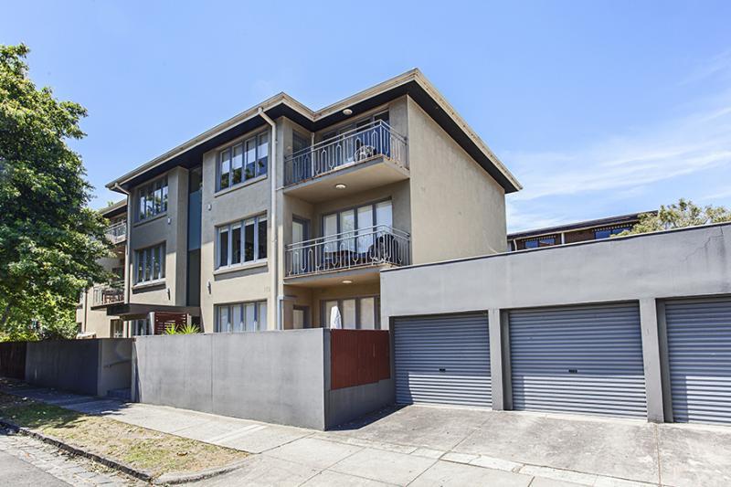 Main view of Homely apartment listing, 3/1A Lansdowne Road, St Kilda East VIC 3183
