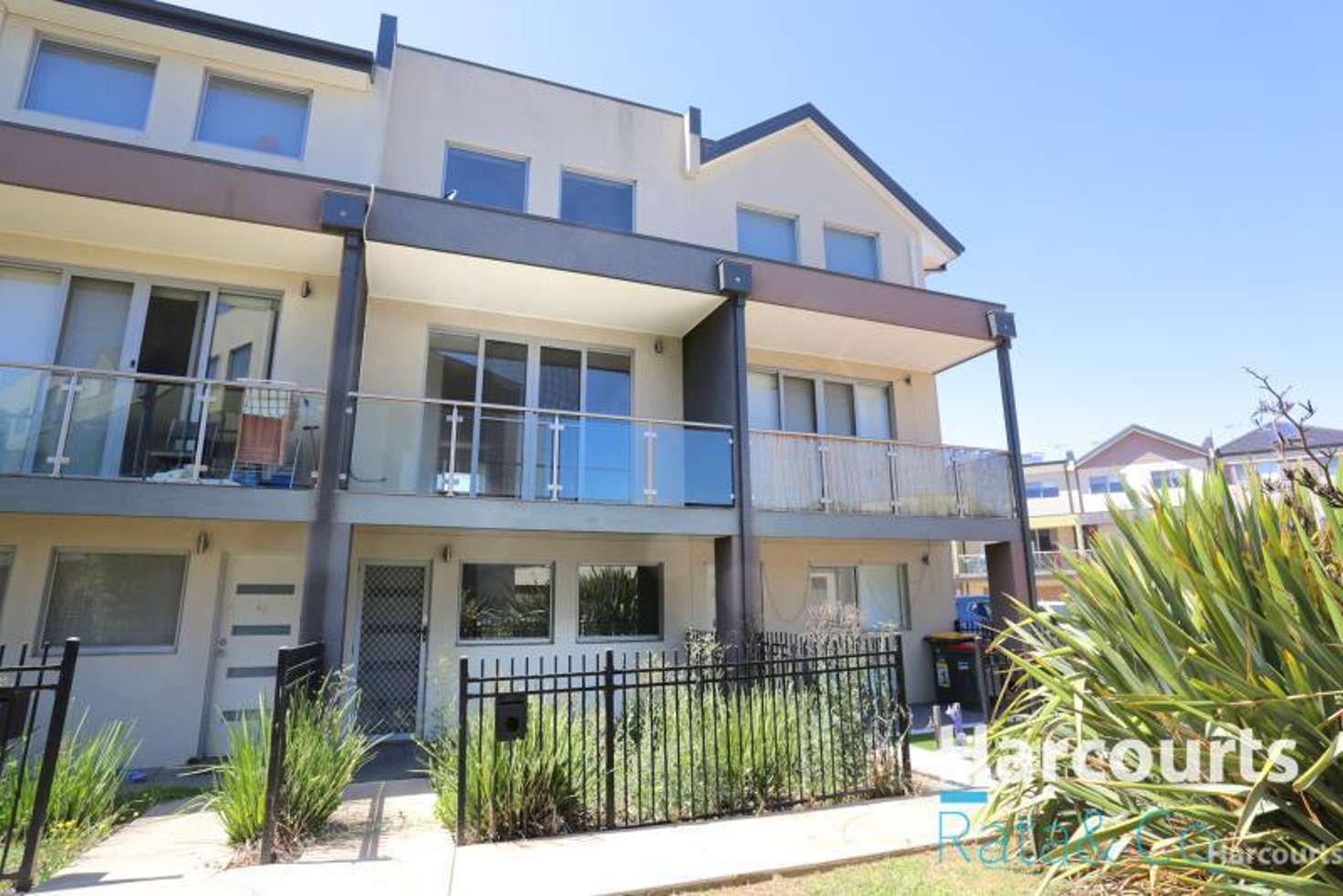 Main view of Homely townhouse listing, 41/60 Cradle Mountain Drive, Craigieburn VIC 3064