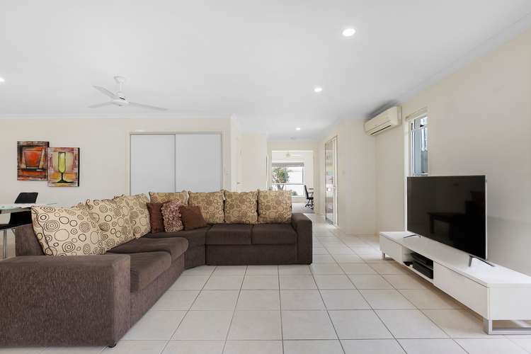 Sixth view of Homely semiDetached listing, 1/11 Hackney Court, Upper Coomera QLD 4209