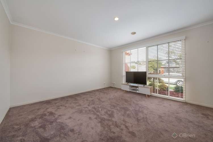 Fourth view of Homely house listing, 8 Regent Close, Berwick VIC 3806