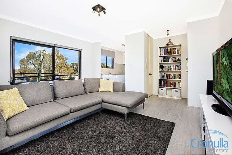 Fourth view of Homely unit listing, 10/11-13 Caronia Avenue, Cronulla NSW 2230