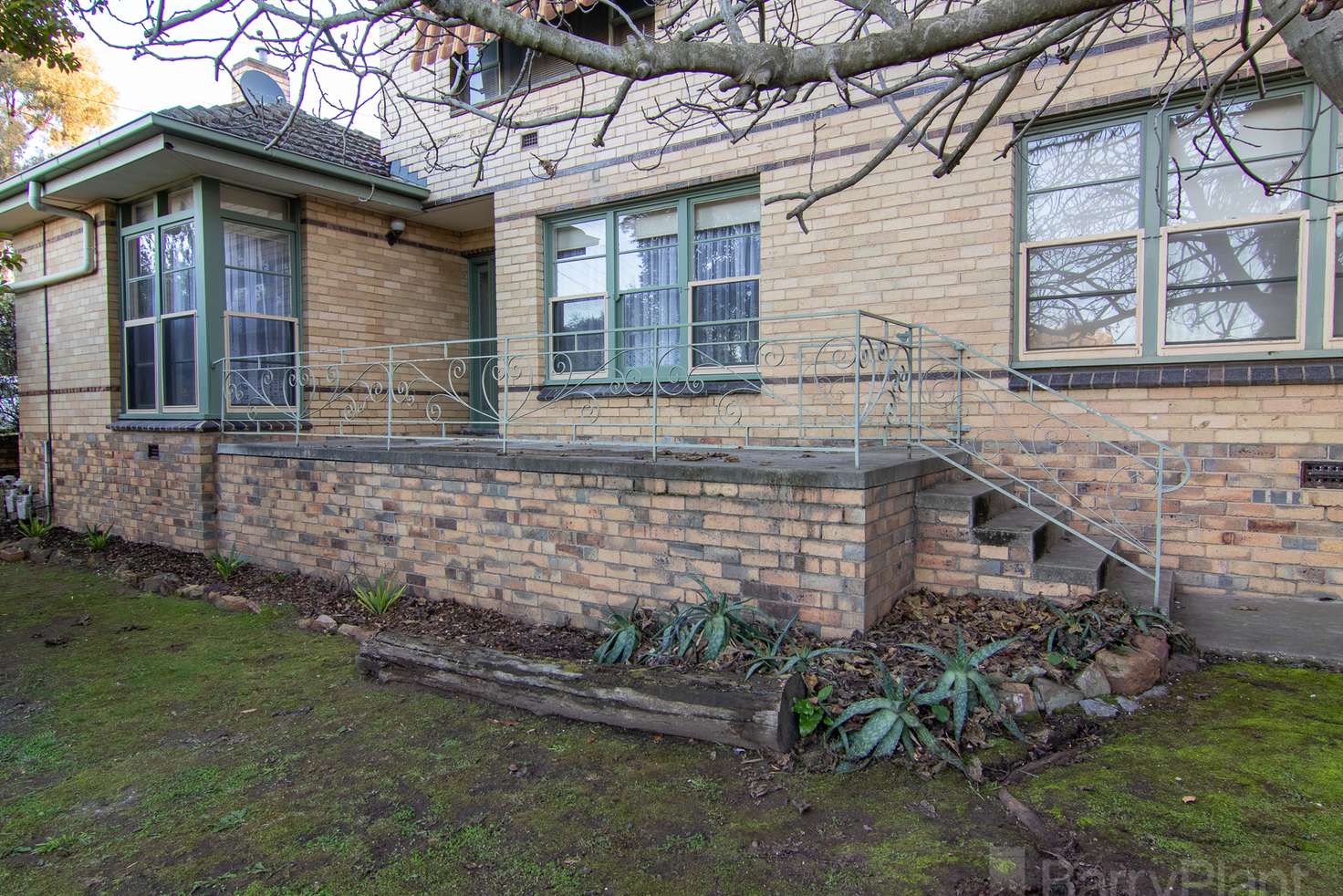 Main view of Homely townhouse listing, 1/16-18 Echuca Street, Quarry Hill VIC 3550