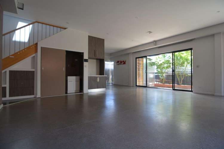 Main view of Homely townhouse listing, 2/100 Suffolk Street, Maidstone VIC 3012