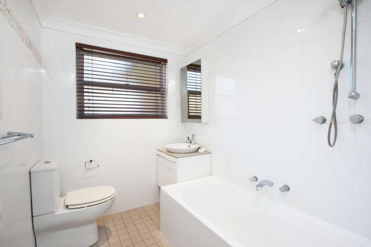 Fifth view of Homely apartment listing, 2/15 Parramatta Street, Cronulla NSW 2230