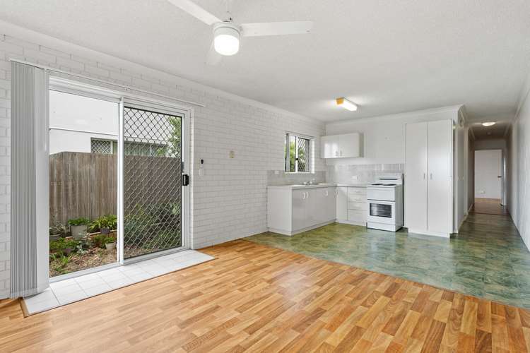 Second view of Homely unit listing, 2/41 Landsborough Parade, Golden Beach QLD 4551