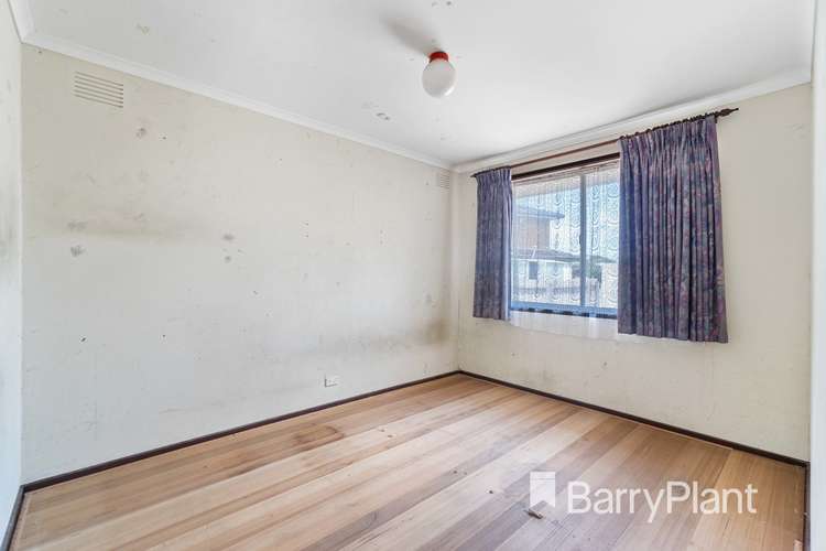 Fifth view of Homely house listing, 5 Bloomingdale Avenue, Albanvale VIC 3021