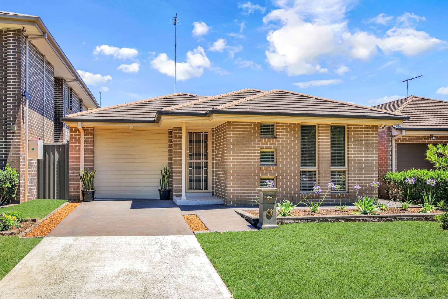 Main view of Homely house listing, 46 MacKay Circuit, Ropes Crossing NSW 2760