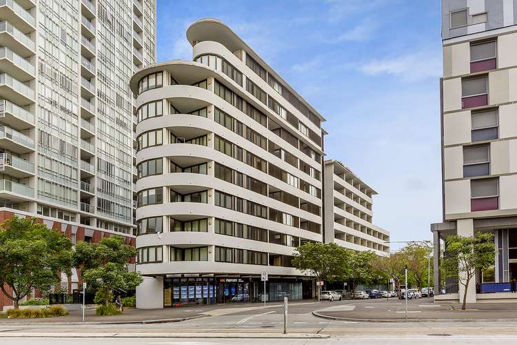 Third view of Homely apartment listing, 606/2 Victoria Park Parade, Zetland NSW 2017