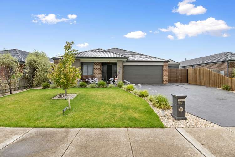 Main view of Homely house listing, 25 Emerald Crescent, Koo Wee Rup VIC 3981