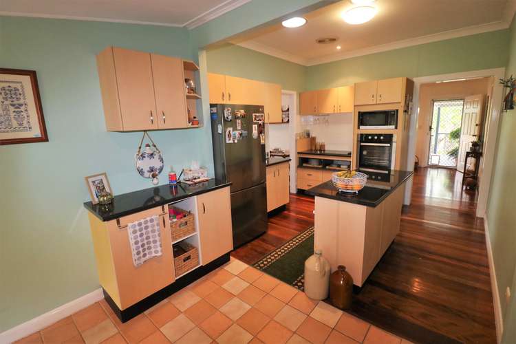 Fifth view of Homely house listing, 2 Gregory Drive, Redridge QLD 4660