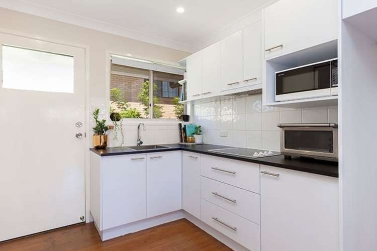Fourth view of Homely unit listing, 3/33 Shottery Street, Yeronga QLD 4104