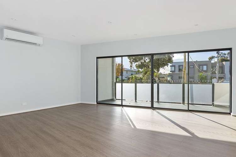 Fourth view of Homely apartment listing, 1/32 Spray Street, Mornington VIC 3931