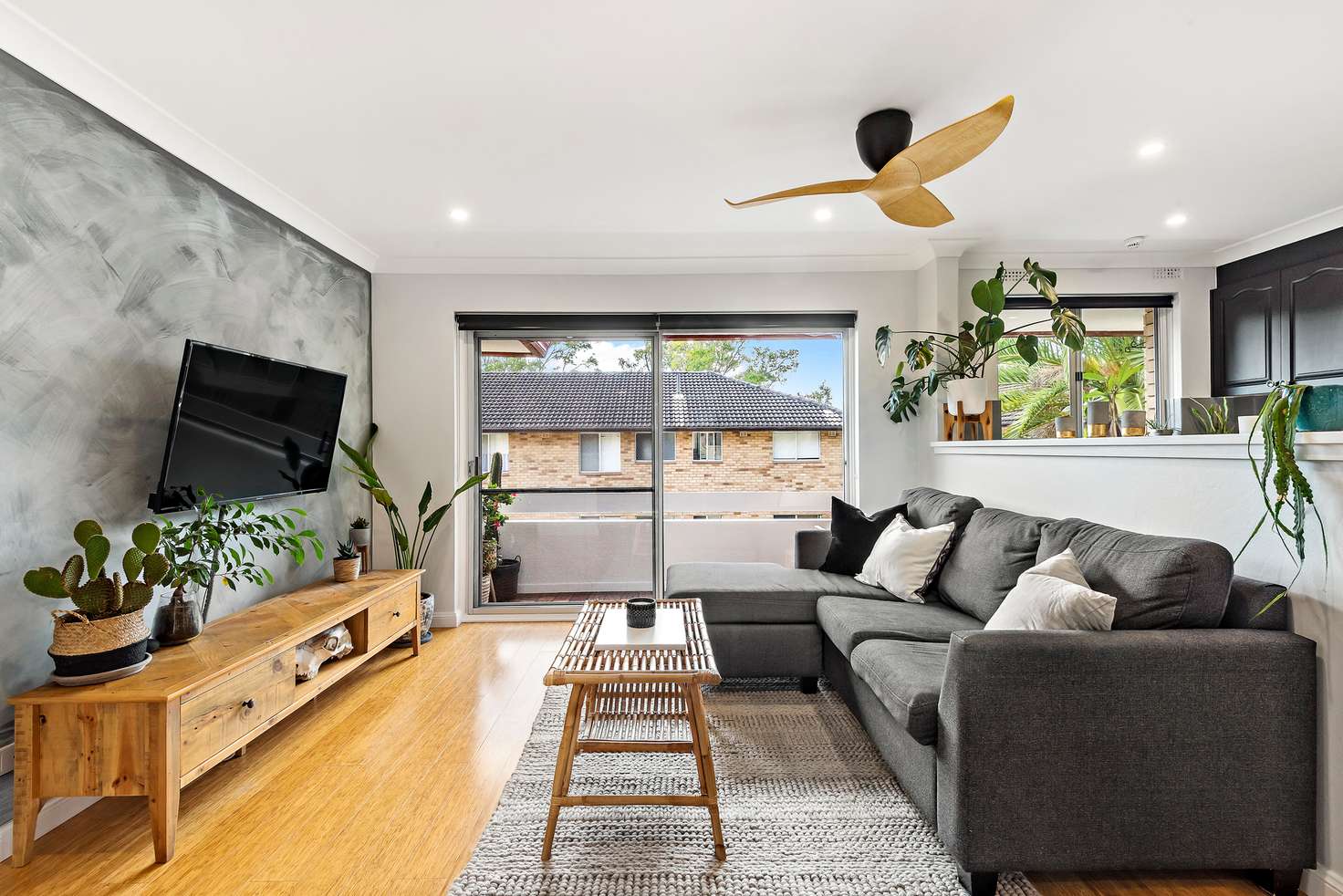 Main view of Homely apartment listing, 17/14-16 Stuart Street, Collaroy NSW 2097