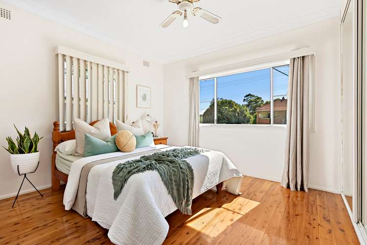 Sixth view of Homely house listing, 2 Crawford Avenue, Gwynneville NSW 2500