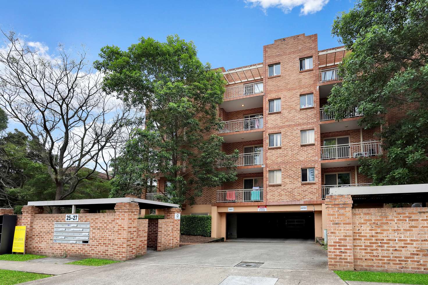 Main view of Homely unit listing, 15/25-27 Fourth Avenue, Blacktown NSW 2148