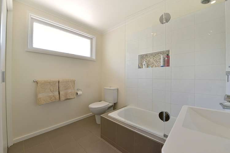 Fifth view of Homely unit listing, 2/160 Surrey Road, Blackburn VIC 3130