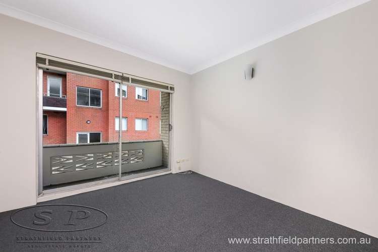 Second view of Homely unit listing, 2/32 Myra Road, Dulwich Hill NSW 2203
