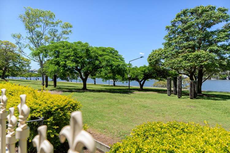 Third view of Homely apartment listing, 2/112-118 Oxlade Drive, New Farm QLD 4005