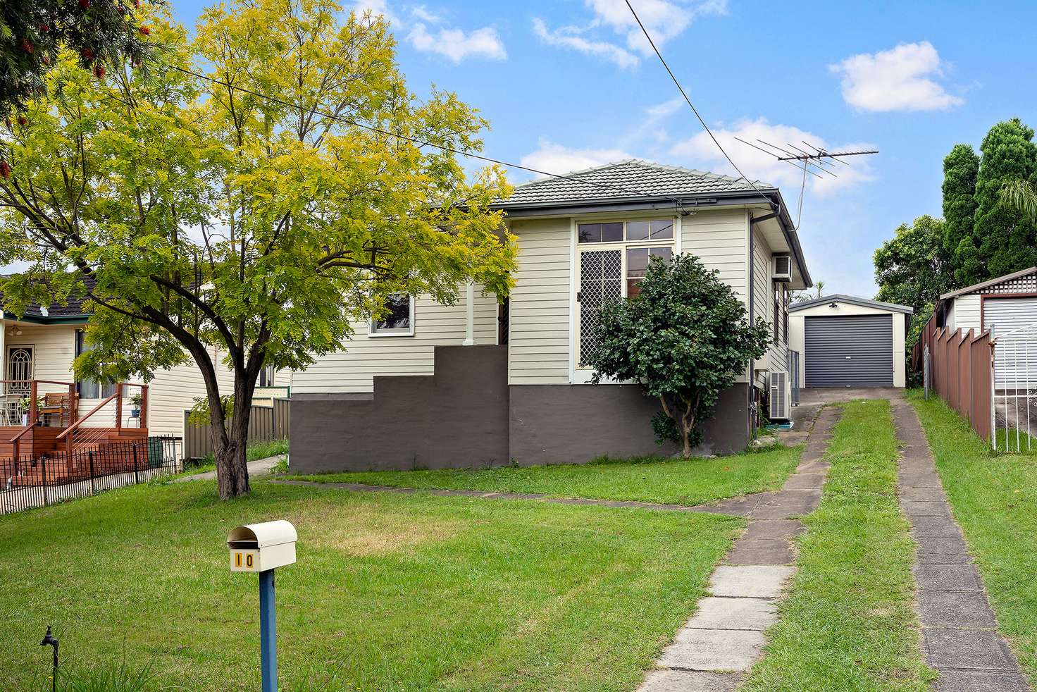 Main view of Homely house listing, 10 Dawn Drive, Seven Hills NSW 2147