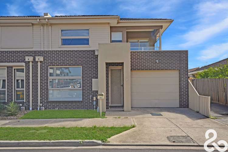 Main view of Homely townhouse listing, 21 Clinch Avenue, Preston VIC 3072