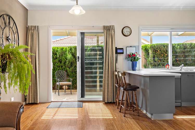 Fifth view of Homely unit listing, 2/21 Lucerne Avenue, Mornington VIC 3931