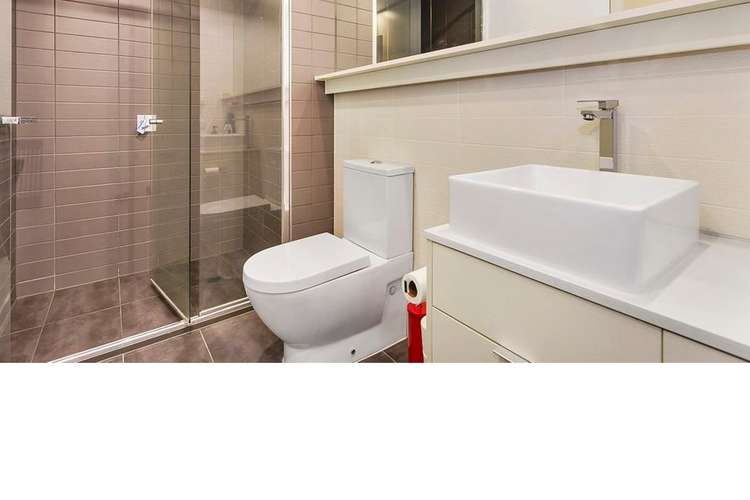 Fifth view of Homely apartment listing, 4/16-18 Queen Street, Blackburn VIC 3130