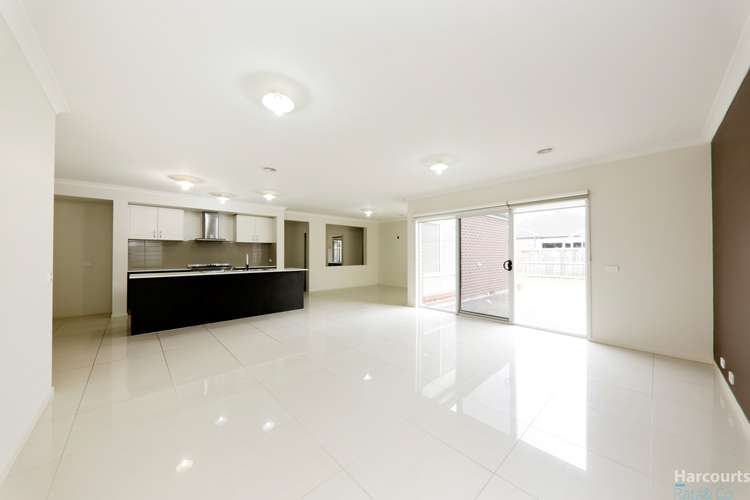 Fifth view of Homely house listing, 15 Currumbin Street, Doreen VIC 3754