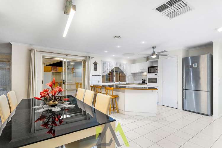 Fifth view of Homely house listing, 1 Margot Court, Cranbourne North VIC 3977