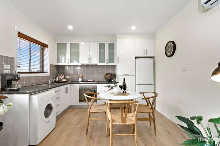 Third view of Homely apartment listing, 8/5 Normanby Avenue, Thornbury VIC 3071