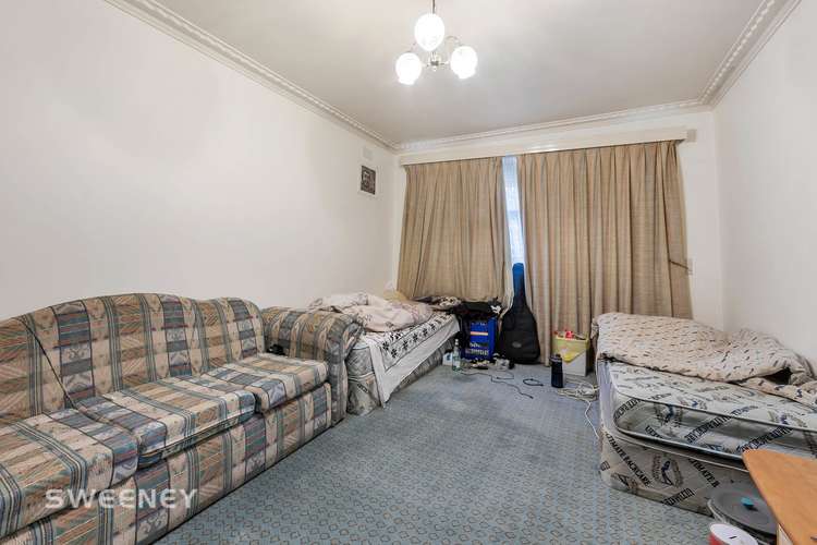 Fifth view of Homely house listing, 17 Barnard Court, Sunshine VIC 3020