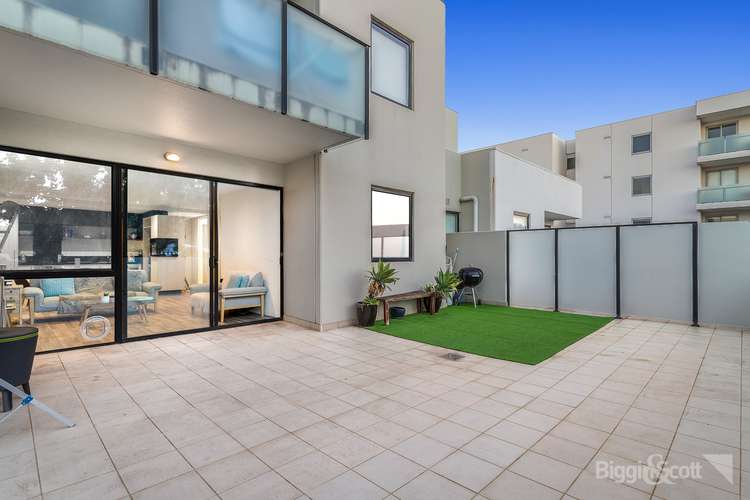 Main view of Homely apartment listing, 17/8 Crefden Street, Maidstone VIC 3012