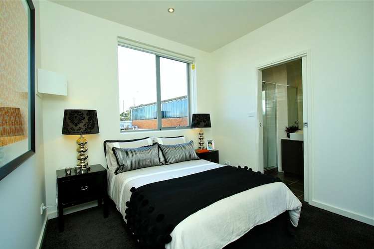 Fourth view of Homely apartment listing, 12/3 Charnwood Road, St Kilda VIC 3182