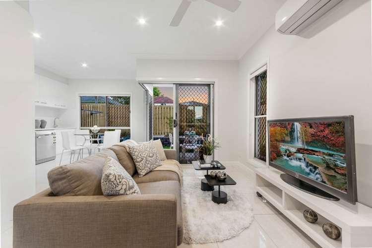 Second view of Homely unit listing, 4/165 Stratton Terrace, Manly QLD 4179