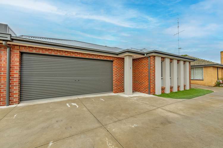 Main view of Homely townhouse listing, 1/24a Park Street, Wendouree VIC 3355