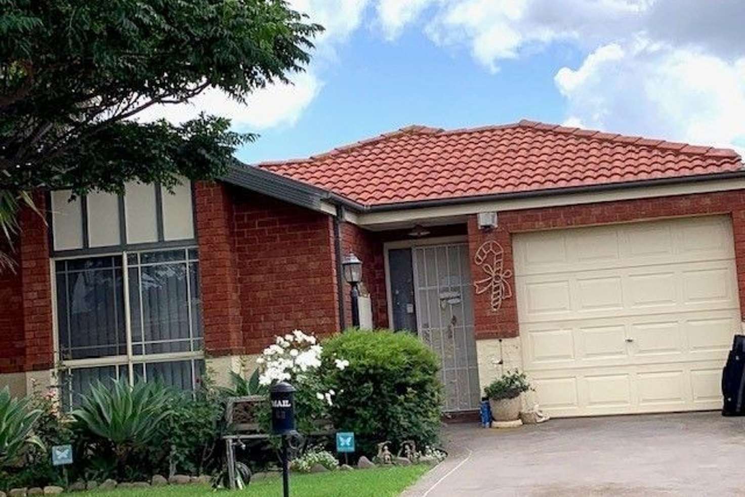 Main view of Homely house listing, 68 Brindalee Way, Hillside VIC 3037