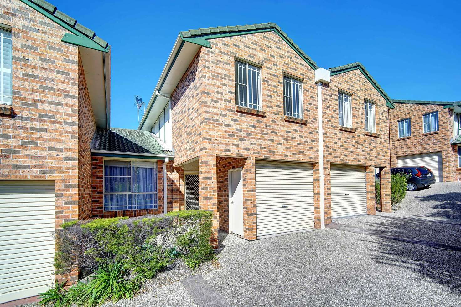 Main view of Homely townhouse listing, 2/4 Ryan Street, Balgownie NSW 2519