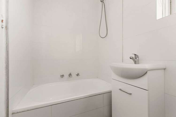 Fifth view of Homely apartment listing, 17/550 Moreland Road, Brunswick West VIC 3055