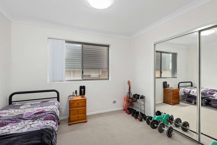 Sixth view of Homely apartment listing, Level 1/31/29-33 Juers Street, Kingston QLD 4114