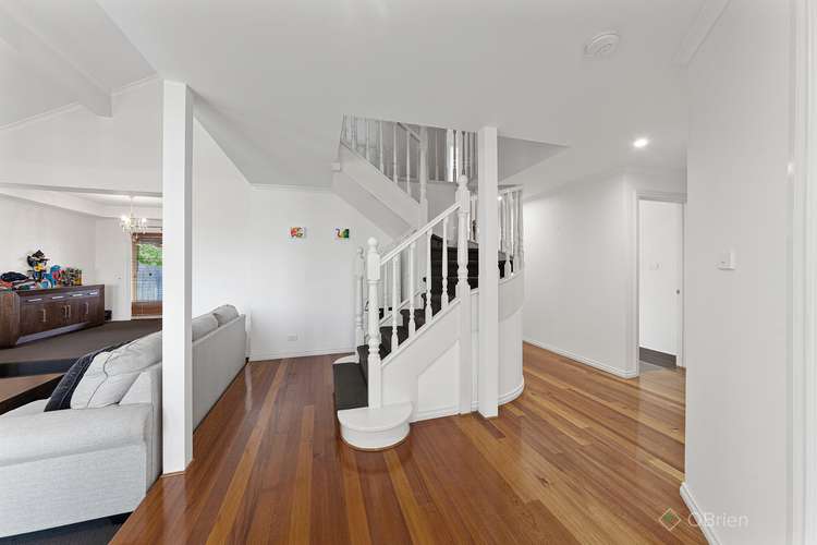 Fifth view of Homely house listing, 5 Jay Rise, Berwick VIC 3806