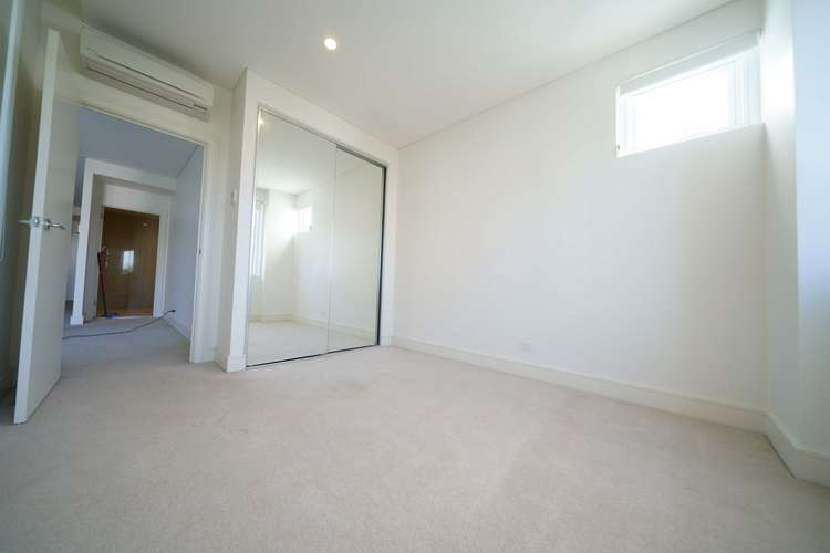 Fifth view of Homely apartment listing, 406/2 Palm Avenue, Breakfast Point NSW 2137