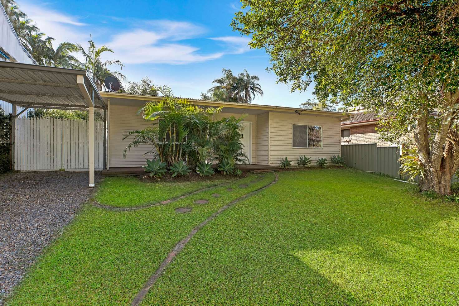 Main view of Homely house listing, 9 Pindarri Avenue, Berkeley Vale NSW 2261
