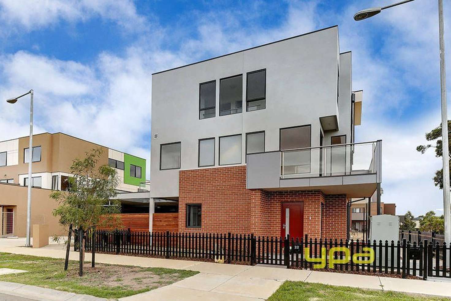 Main view of Homely townhouse listing, 22 Featherpark Way, Craigieburn VIC 3064