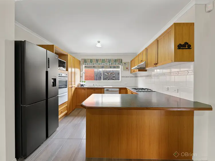 Fifth view of Homely house listing, 9 Glenaire Crescent, Cranbourne West VIC 3977