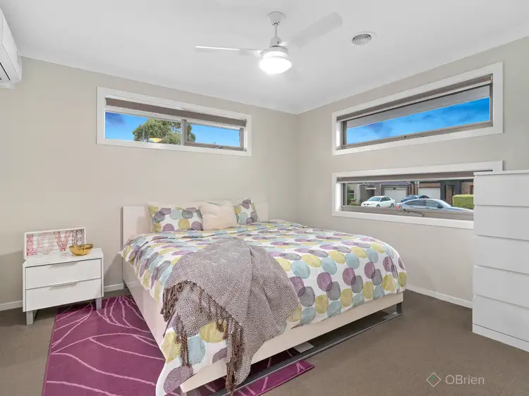 Fifth view of Homely house listing, 18 Copernicus Circuit, Cranbourne West VIC 3977