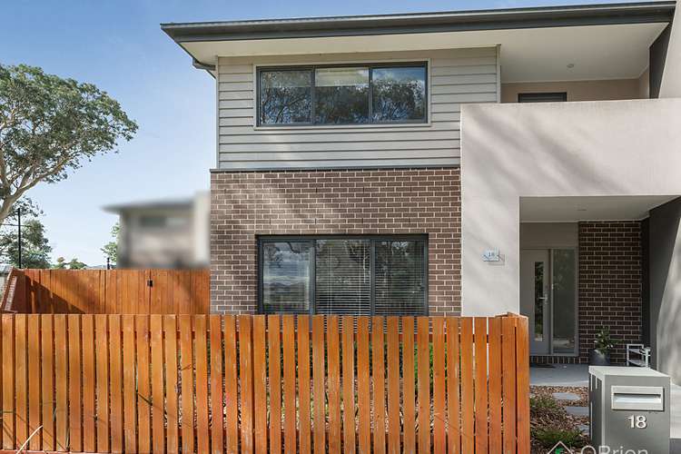 18 Marwood Walk, Keysborough VIC 3173