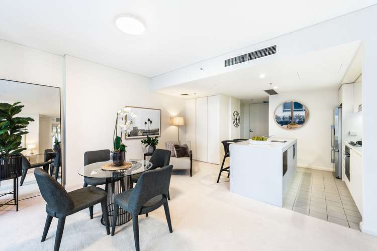 Third view of Homely apartment listing, 715/23 Shelley Street, Sydney NSW 2000